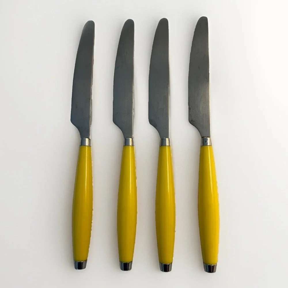 Fiesta Sunflower Yellow Flatware Set of 4 Dinner Knives Stainless Steel